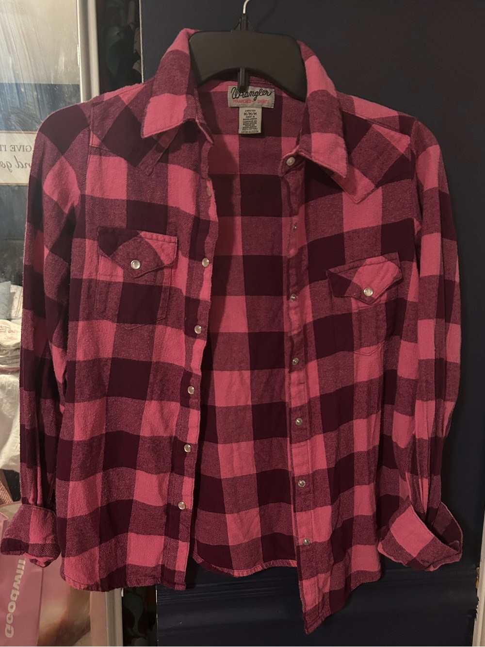 WRANGLER PINK PEARL SNAP BUTTON DOWN FLANNEL
